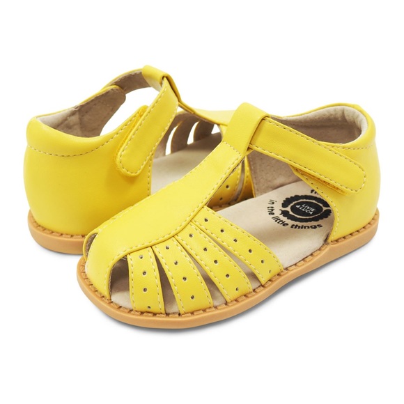 Sandals - Picture 3 of 3